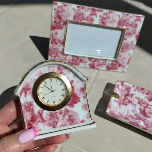 Collectible porcelain set vintage like new