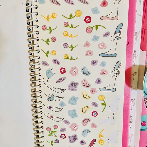Craft book Χορεύτριες used with stencil and stickers