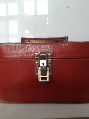 Handbag used, red, Cheney England brand with closure