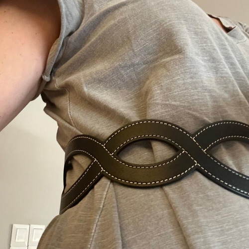 Hermes women's belt like new, size 80, white and beige