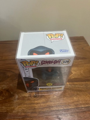 Funko Pop! Animation: Scooby Doo - Phantom Shadow 629 Glows in the Dark Special Edition (Exclusive)