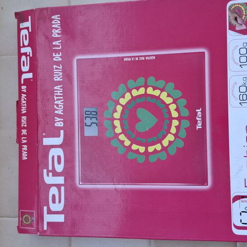 Tefal precision scale by Agatha Ruiz de la Prada