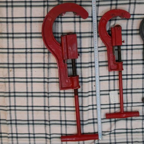Pipe cutter tool for plumbing new