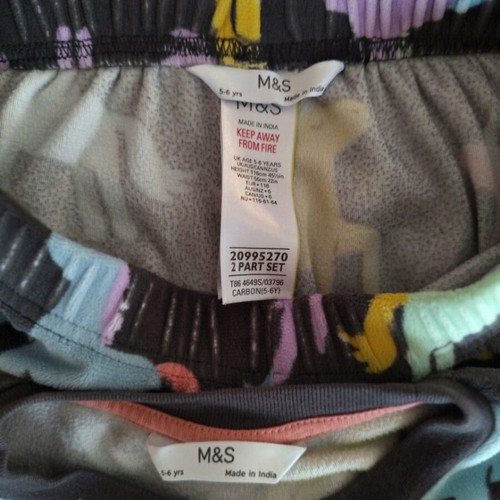 Marks & Spencer warm girls' pajamas size 5-6 years used, multicolor