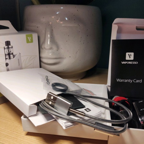 Vaporesso Attitude Kit like new with all accessories