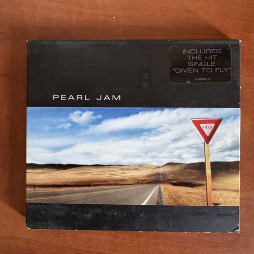 Pearl Jam Yield CD like new, rock