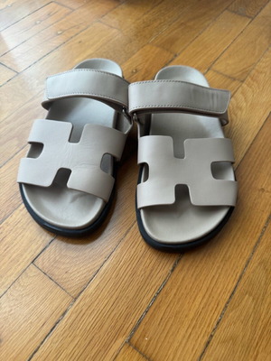 Leather sandals size 36 like new, beige