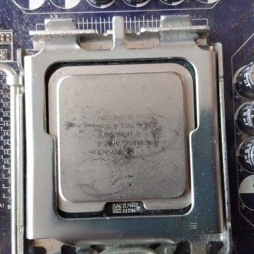 Foxconn 945G7MC-KS2HV motherboard used with Intel Core2Duo E4500 CPU and fan