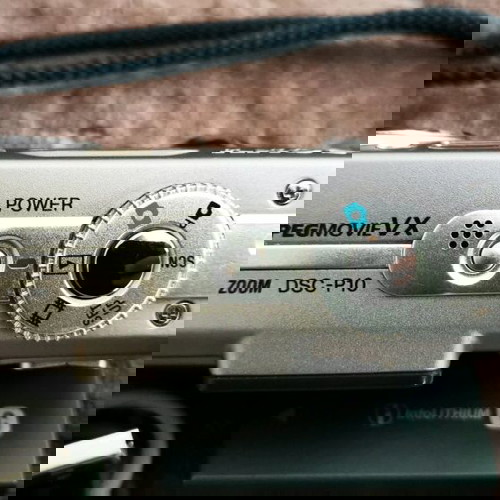 Φωτογραφική μηχανή Cyber-shot DSC-P10 μεταχειρισμένη, 5.0 Megapixel