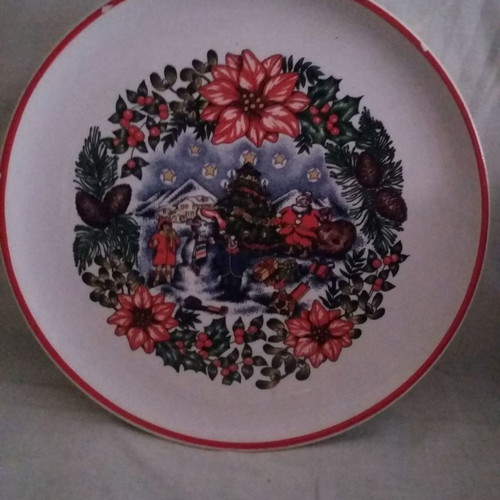 Christmas plates used, set of 2, glass and ceramic