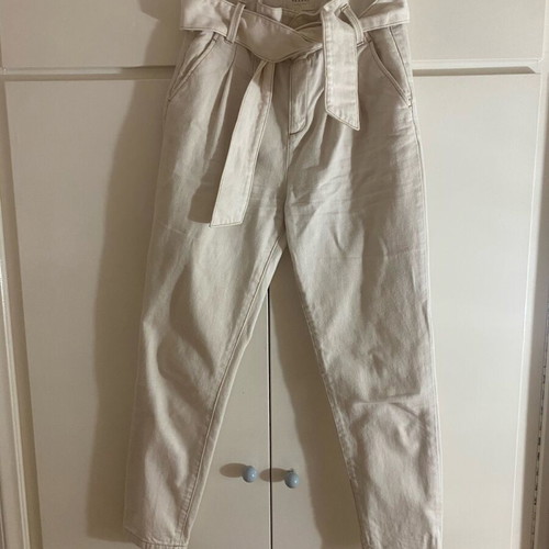 White/cream Sézane jeans-style pants used, size XS