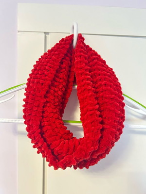 Handmade winter scarf red new