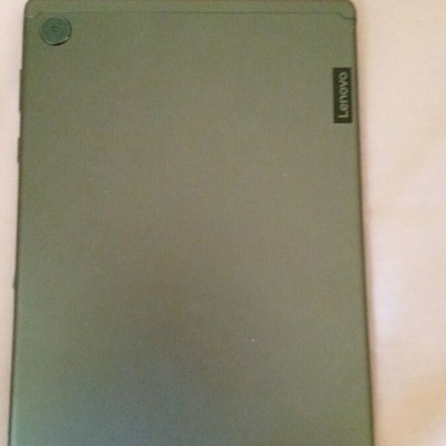 Tablet Lenovo M10 HD 3GB 128GB used with cracked screen
