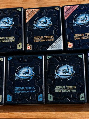 Star Trek New Generations Full 7-Season DVD Box Set like new