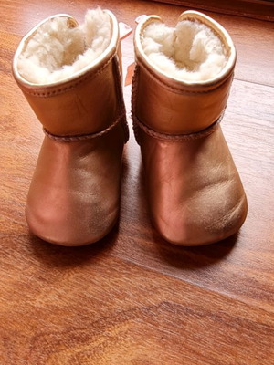 Бебешки обувки употребявани, комплект с UGG ботушки, Nike, Polo Ralph Lauren