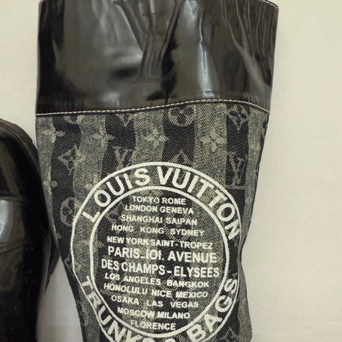 Louis Vuitton boots leather and fabric like new, size 39