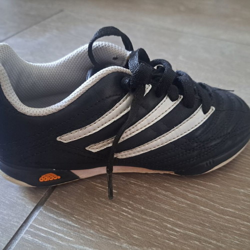 Adidas football shoes size 31 used, black