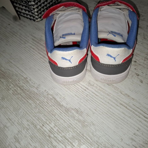 Puma sneakers like new, size 30, blue and red