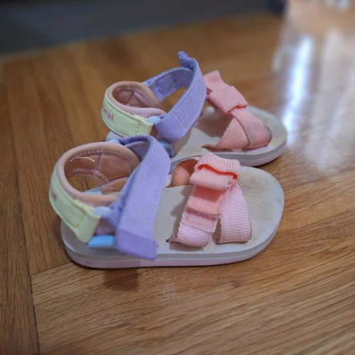 Mayoral kids sandals no22 used in very good condition