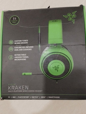 Sony headphones like new, wired