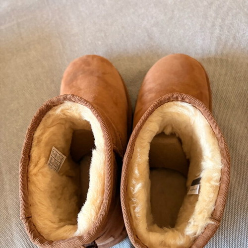 Ugg ankle boots new, size 40, beige
