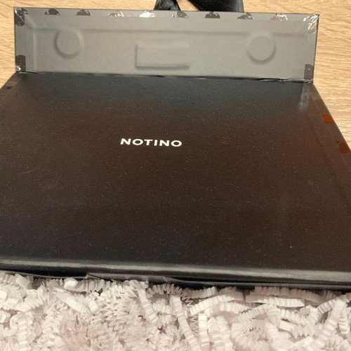 Notino gift box like new, black with ribbon and magnet