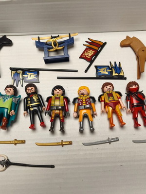 Playmobil Ασιάτες ιππότες σαν καινούργιο, πακέτο 9 φιγούρες με άλογα
