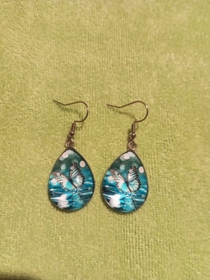 Steel earrings with turquoise butterflies new