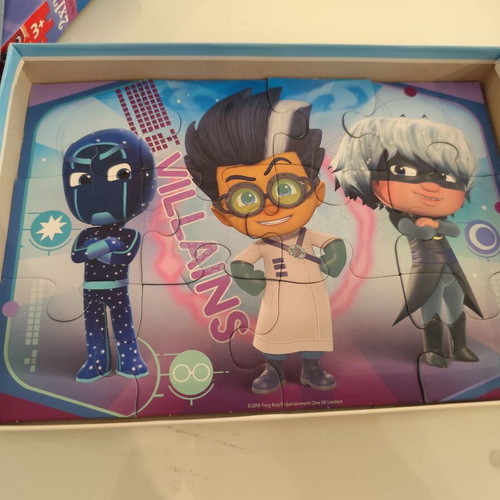 PJMASKS children's puzzle set like new, 2x12 pieces, 3+