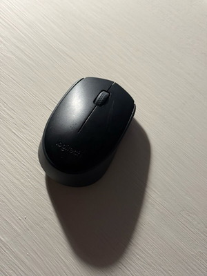 Logitech M171 σαν καινούργιο χωρίς μπαταρία