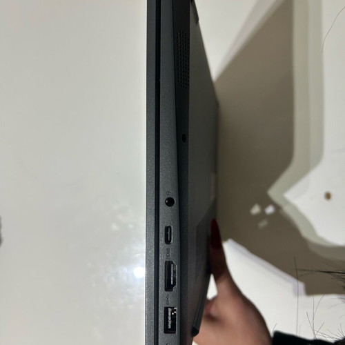 Lenovo IdeaPad Slim 3 15IRH8 15.6" IPS FHD Laptop like new, i7-1255U, 16GB RAM, 1TB SSD, Windows 11