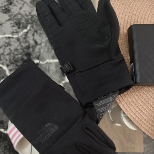 The North Face gloves like new, black, touchscreen compatible