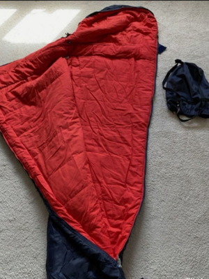 Hi-Gear Kozi-Tec 250 Sleeping Bag like new