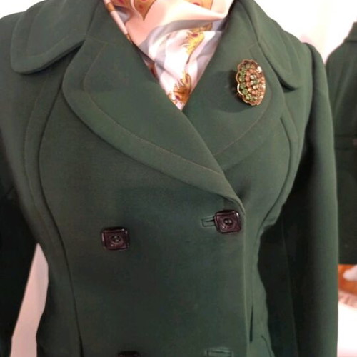 Authentic vintage green coat like new, size S