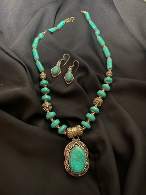 Boho ethnic σετ κολιέ και σκουλαρίκια τιρκουάζ, σαν καινούργιο