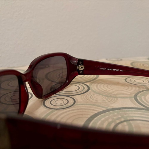 Sunglasses made in Italy, like new