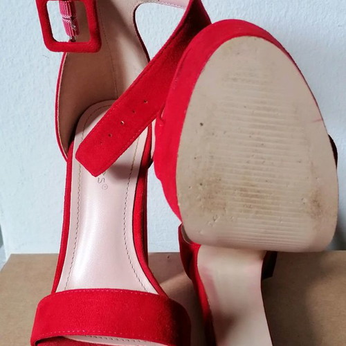 Ideal Shoes red platform sandals size 36
