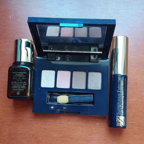 Estée Lauder products new small size eyeshadow palette, mascara, serum