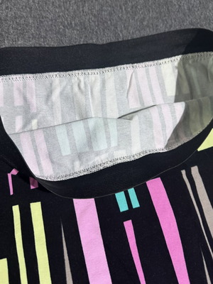 A-Style elastic skirt one size, like new, black and pink