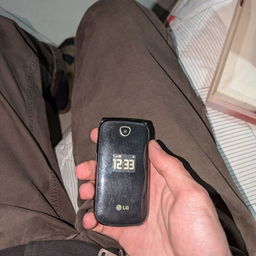 Fake mobile phone used for movies and theatrical performances
