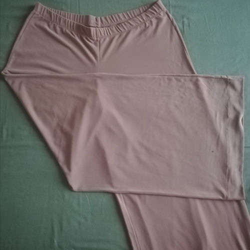 Set of pants and top like new, beige shades