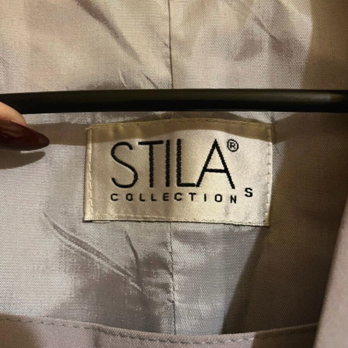 Stila Collection gray suit small, like new