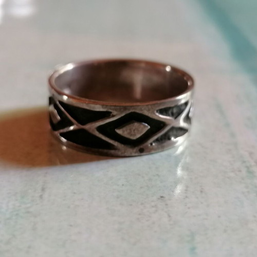 Men's silver 925 ring band with embossed rhombuses new no 60 (US 9 1/4)