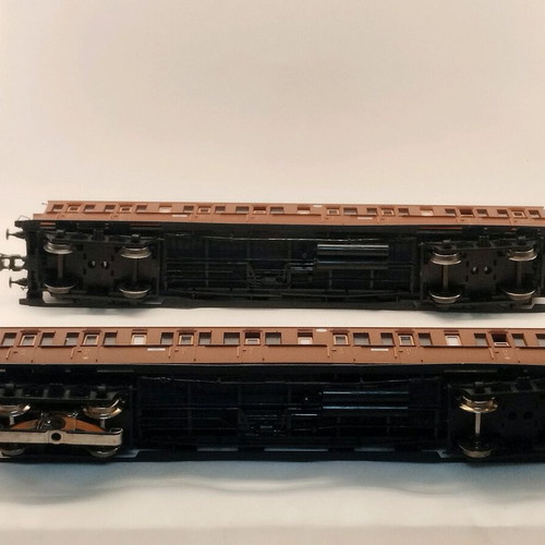 Piko HO Scale Passenger Wagons like new, with lighting