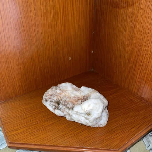 Large natural quartz piece new with crystal veins