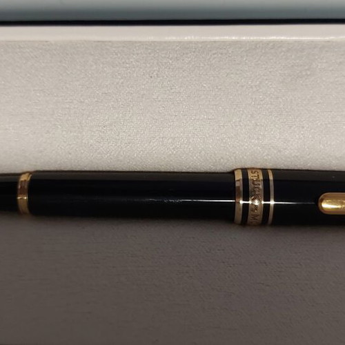 Mont Blanc Meisterstuck mini sized baby fountain pen with 14k gold nib and Mont Blanc men's lapel pin gift
