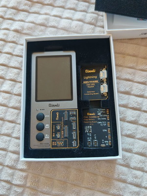 QianLi iCopy Plus 2.2 Programmer for iPhone True Tone Battery Lightning Display
