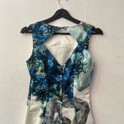 H&M dress new, size S-M, white multicolor
