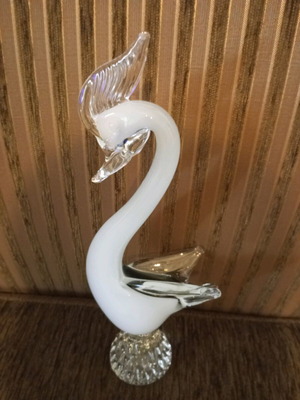 Murano Crystal Swan decorative piece like new