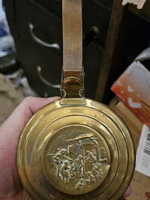 Vintage μπρούτζινη συσκευή για ζέσταμα του κρεβατιού μεταχειρισμένη, σε καλή κατάσταση